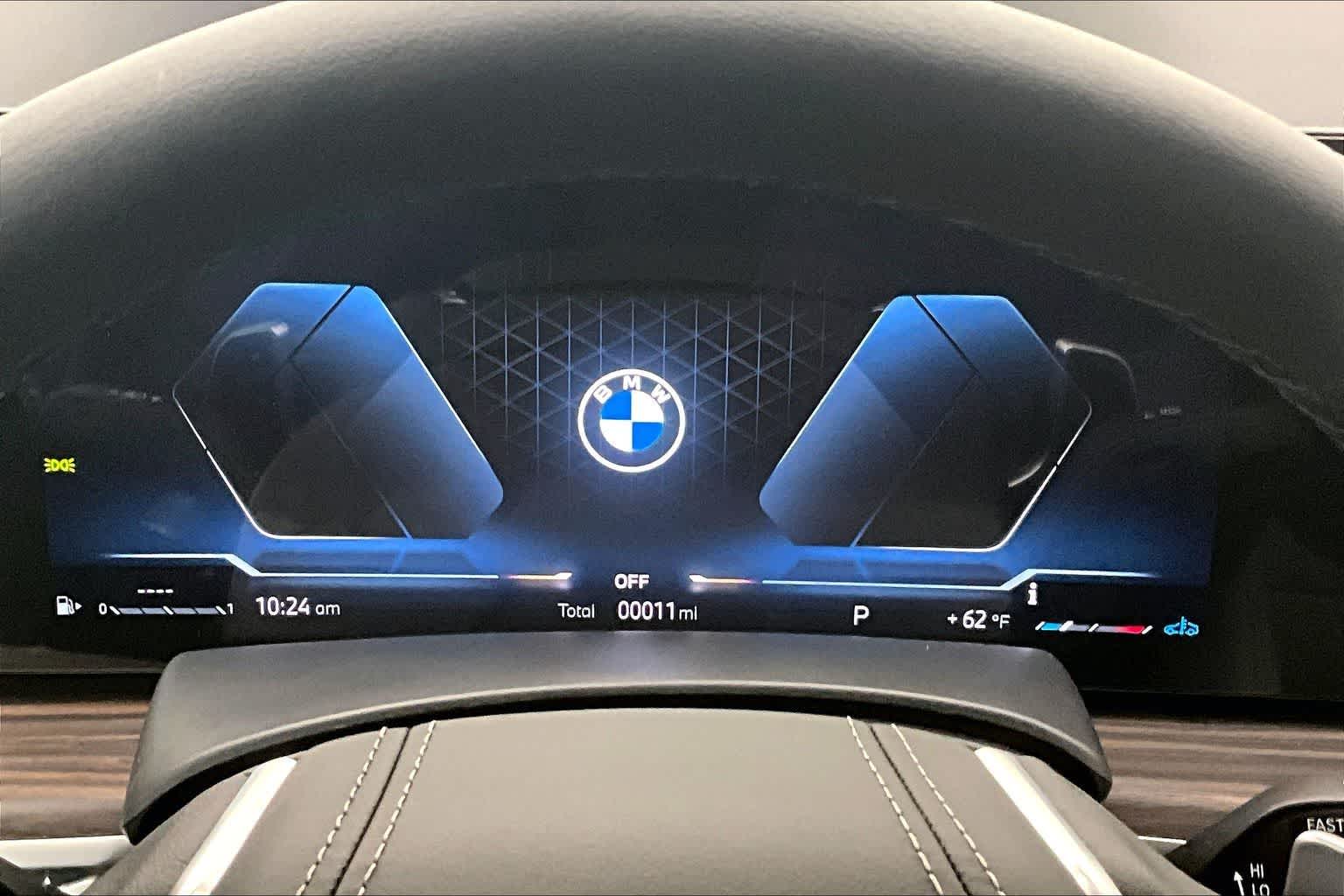 Thumbnail: 2026 BMW X5 - 18