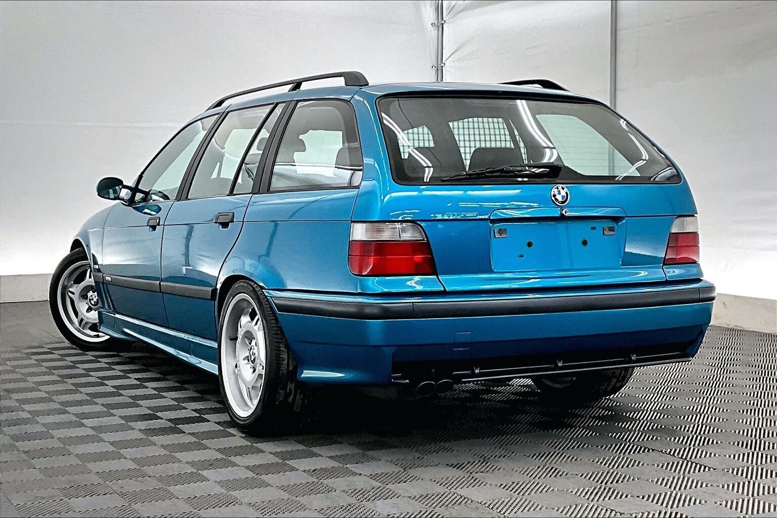 Thumbnail: 1998 BMW 3 Series - 4