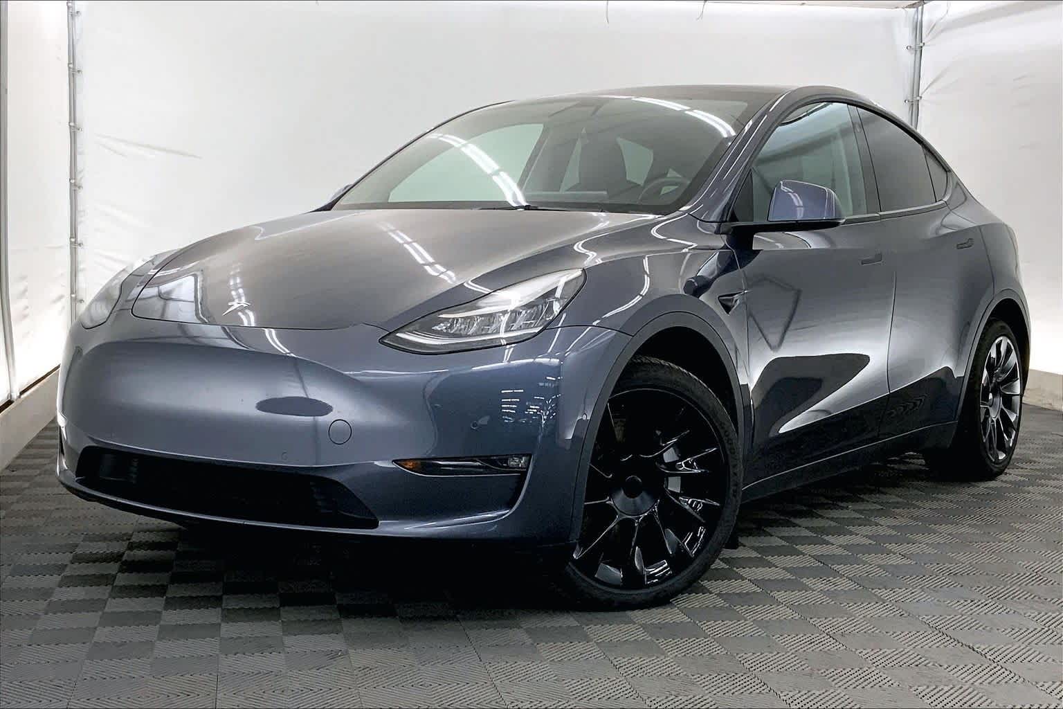 Thumbnail: 2022 Tesla Model Y - 1