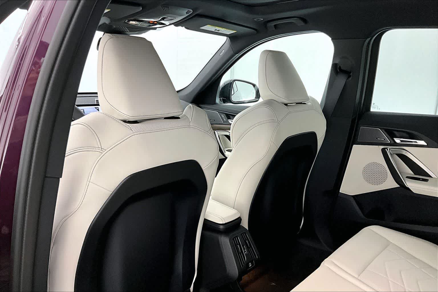 Thumbnail: 2026 BMW X1 - 12