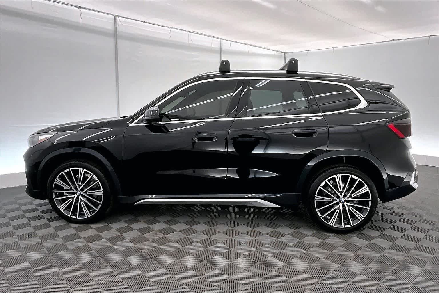 Thumbnail: 2025 BMW X1 - 3