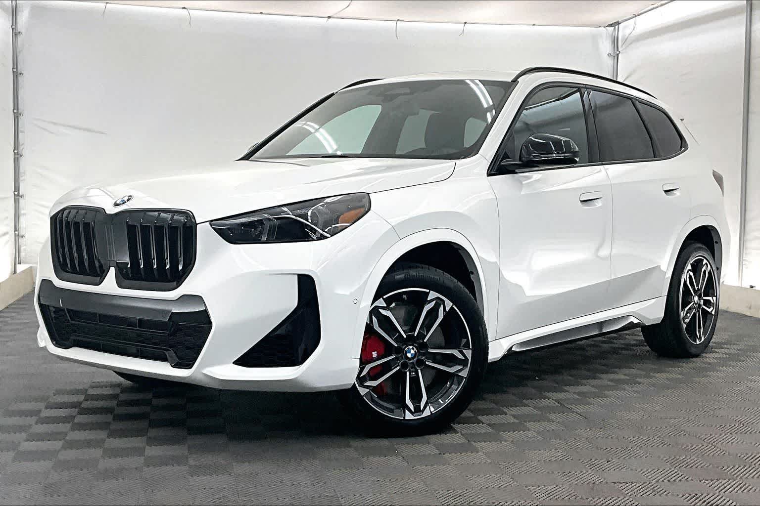 Thumbnail: 2026 BMW X1 - 1