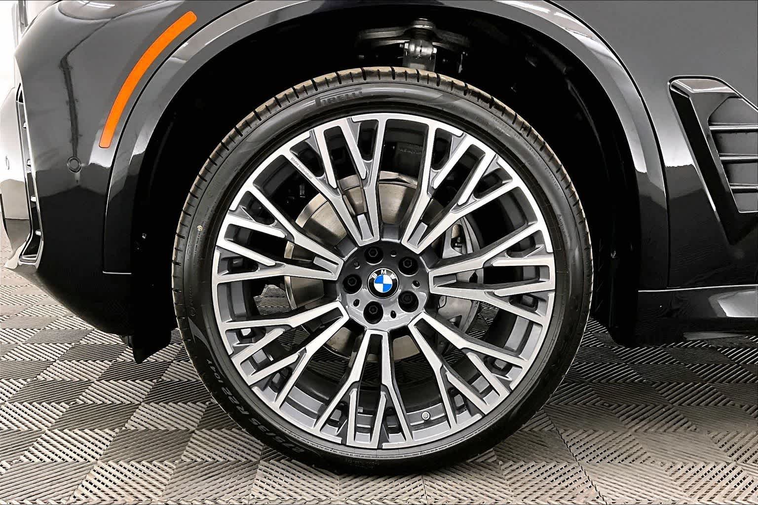 Thumbnail: 2026 BMW X5 - 8