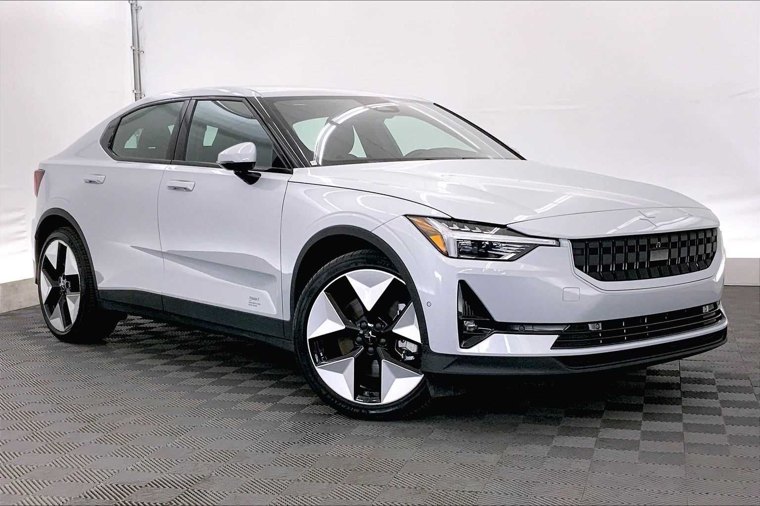 Thumbnail: 2023 Polestar 2 - 21