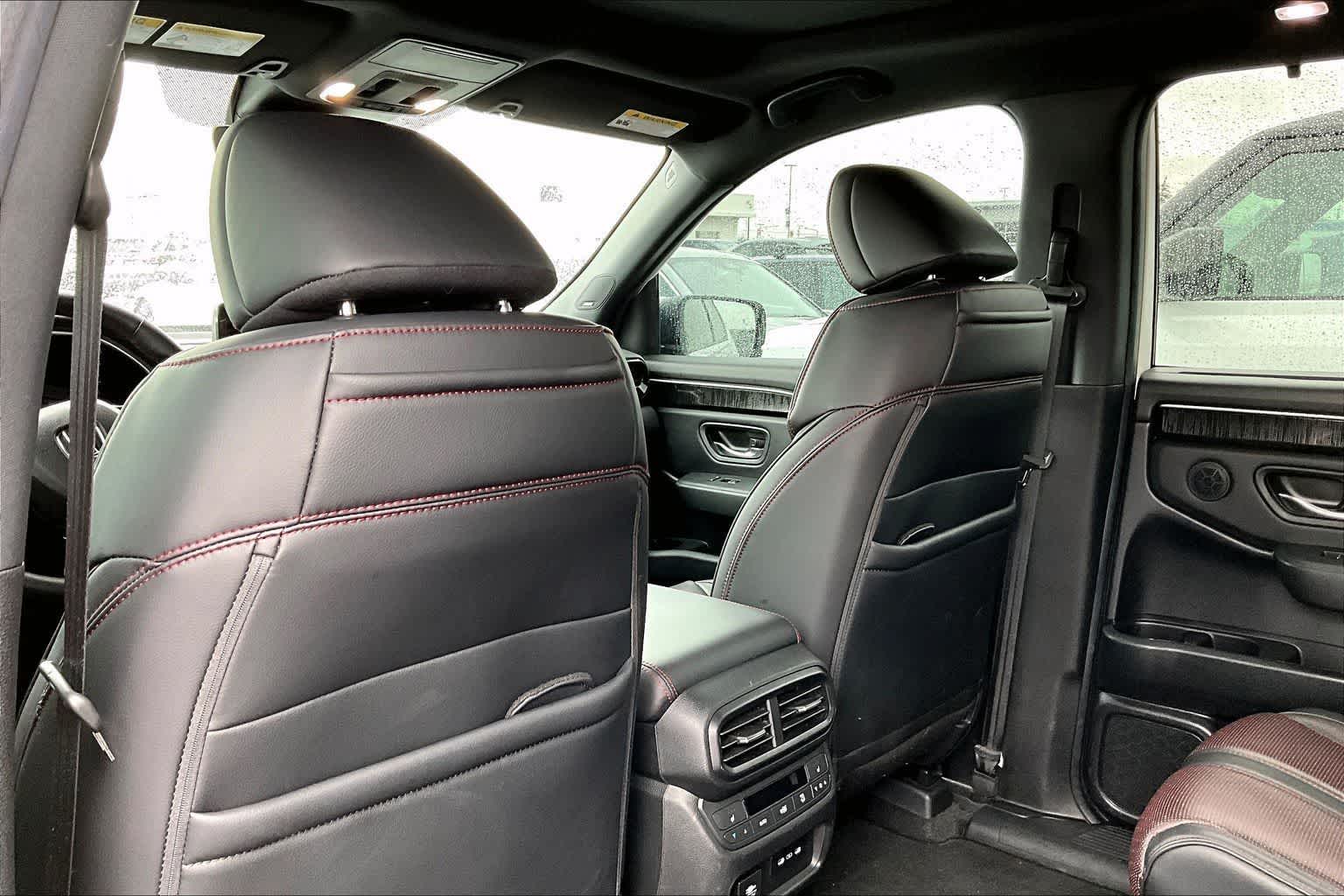 Thumbnail: 2025 Honda Pilot - 12