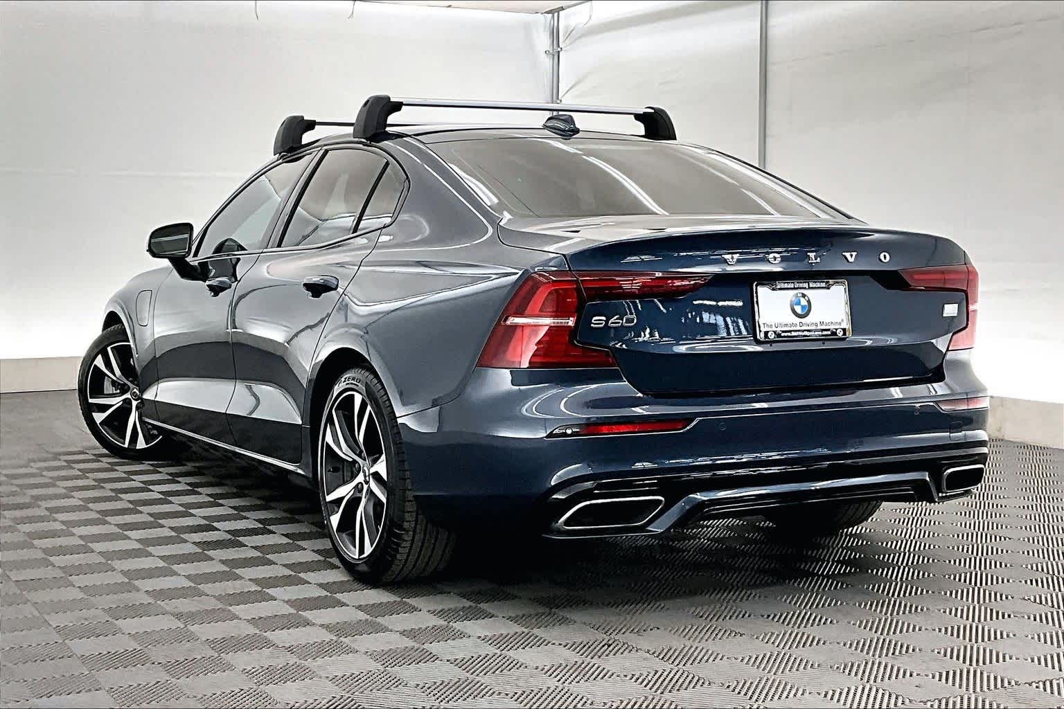 Thumbnail: 2022 Volvo S60 - 4