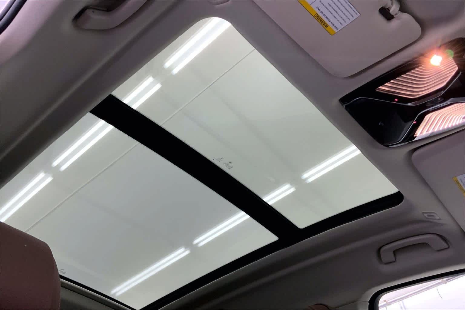 Thumbnail: 2021 BMW X7 - 30