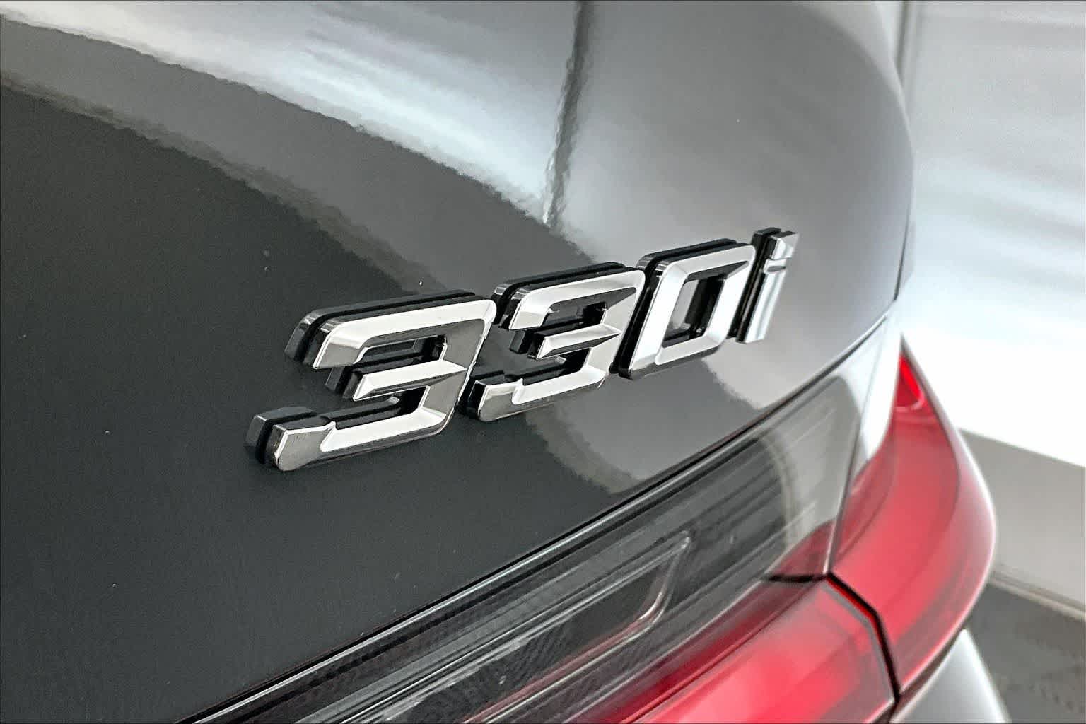 Thumbnail: 2026 BMW 3 Series - 7