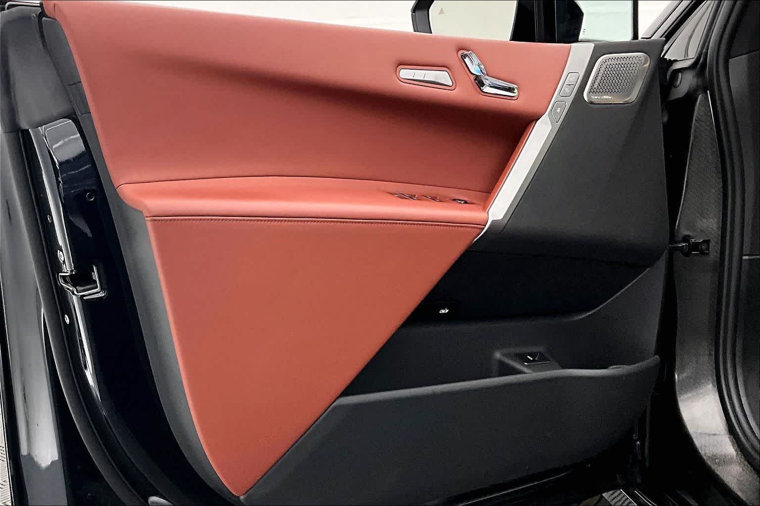 Thumbnail: 2026 BMW iX - 27