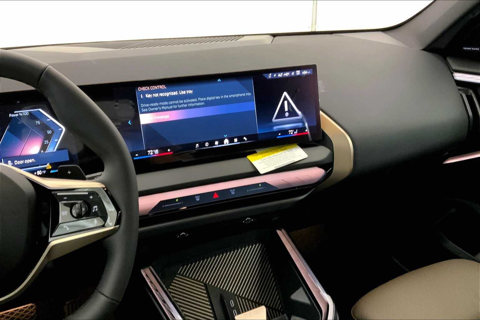 Thumbnail: 2025 BMW X3 - 16