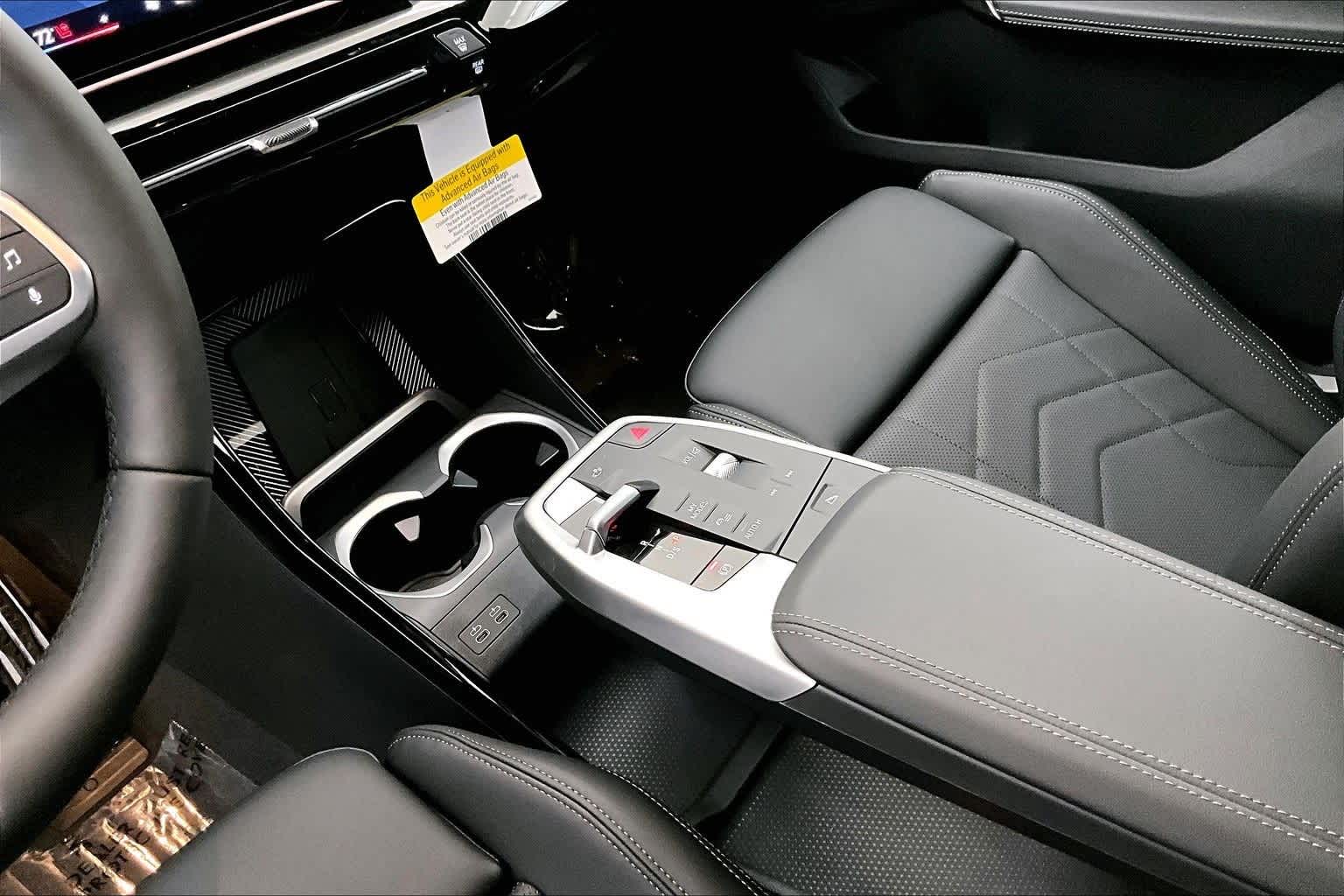 Thumbnail: 2026 BMW X1 - 17