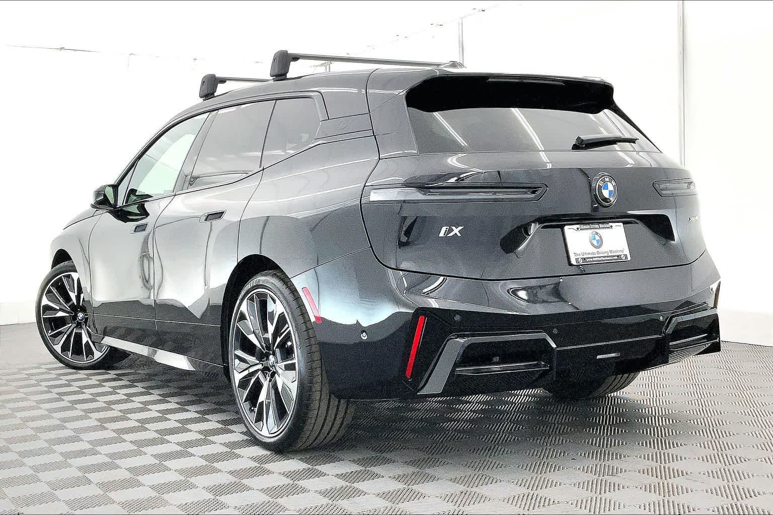 Thumbnail: 2026 BMW iX - 4