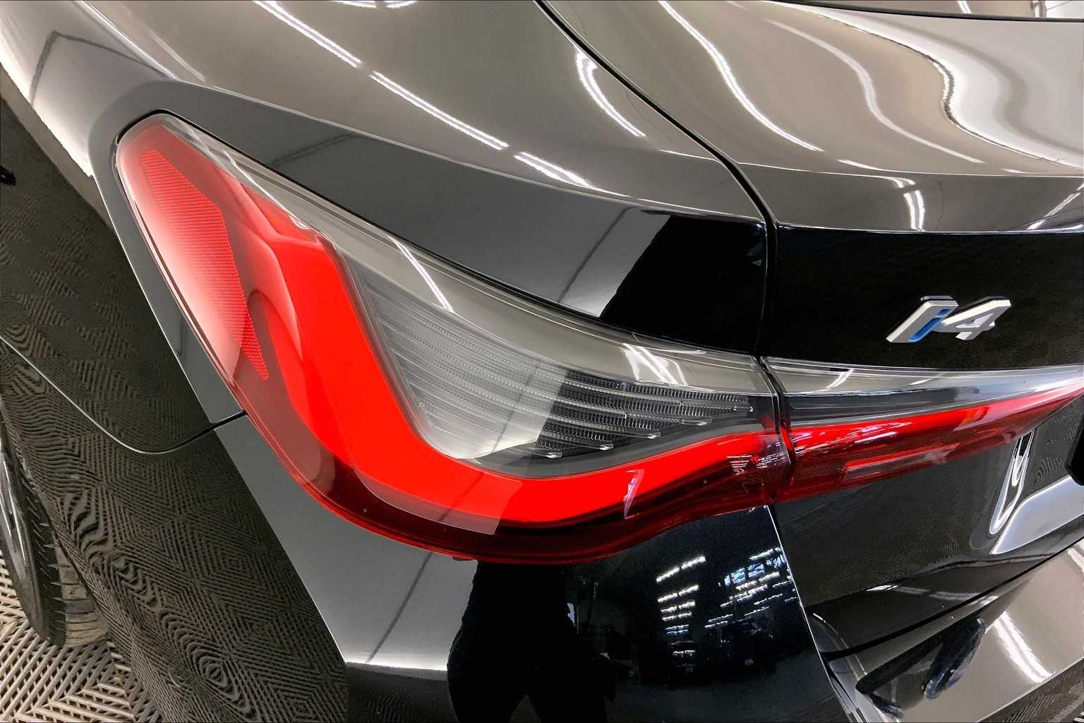 Thumbnail: 2023 BMW i4 - 32