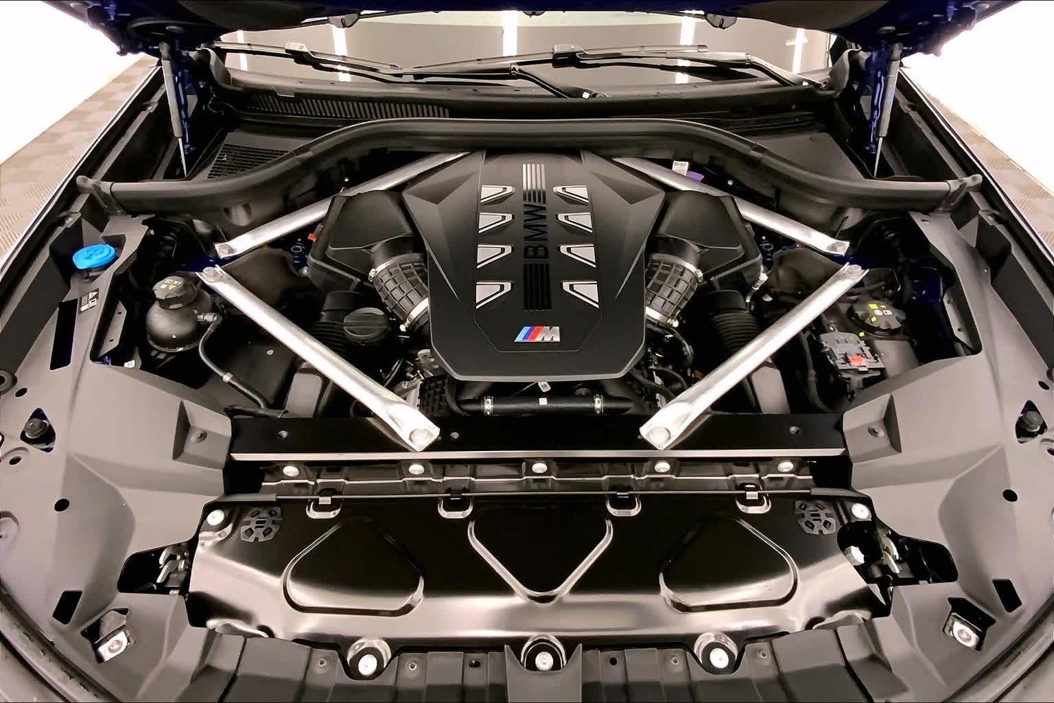 Thumbnail: 2026 BMW X7 - 9