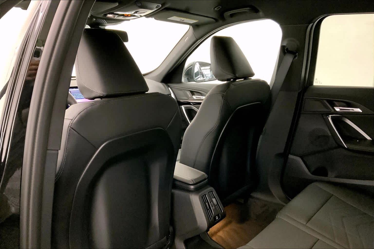 Thumbnail: 2026 BMW X1 - 12