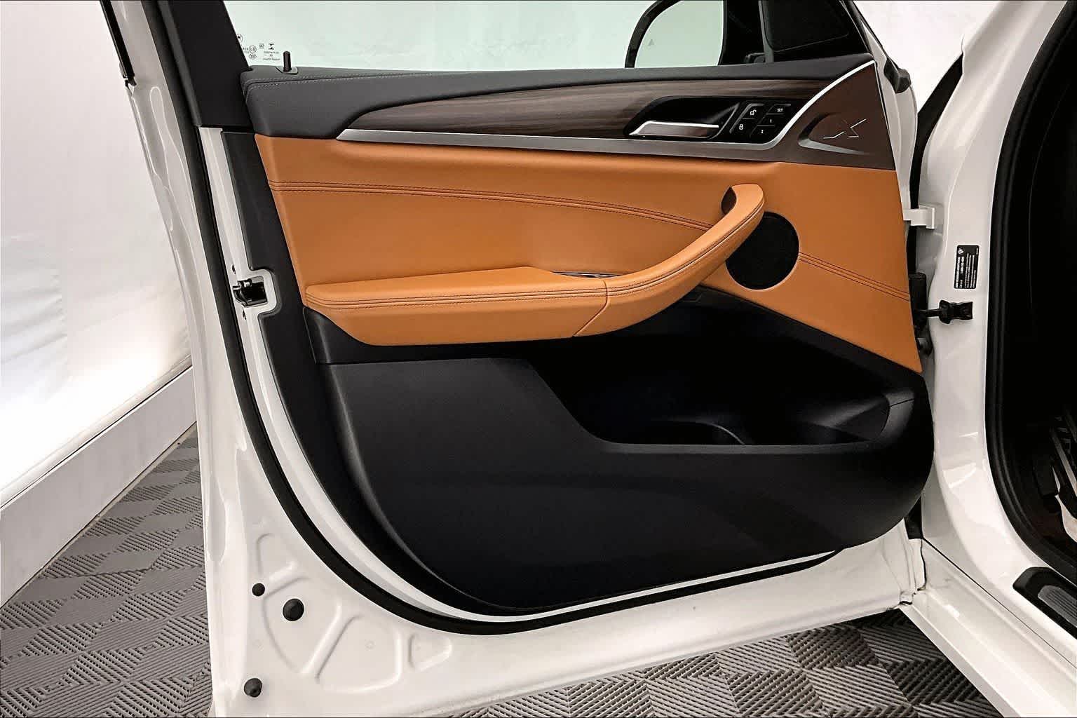 Thumbnail: 2021 BMW X3 - 27