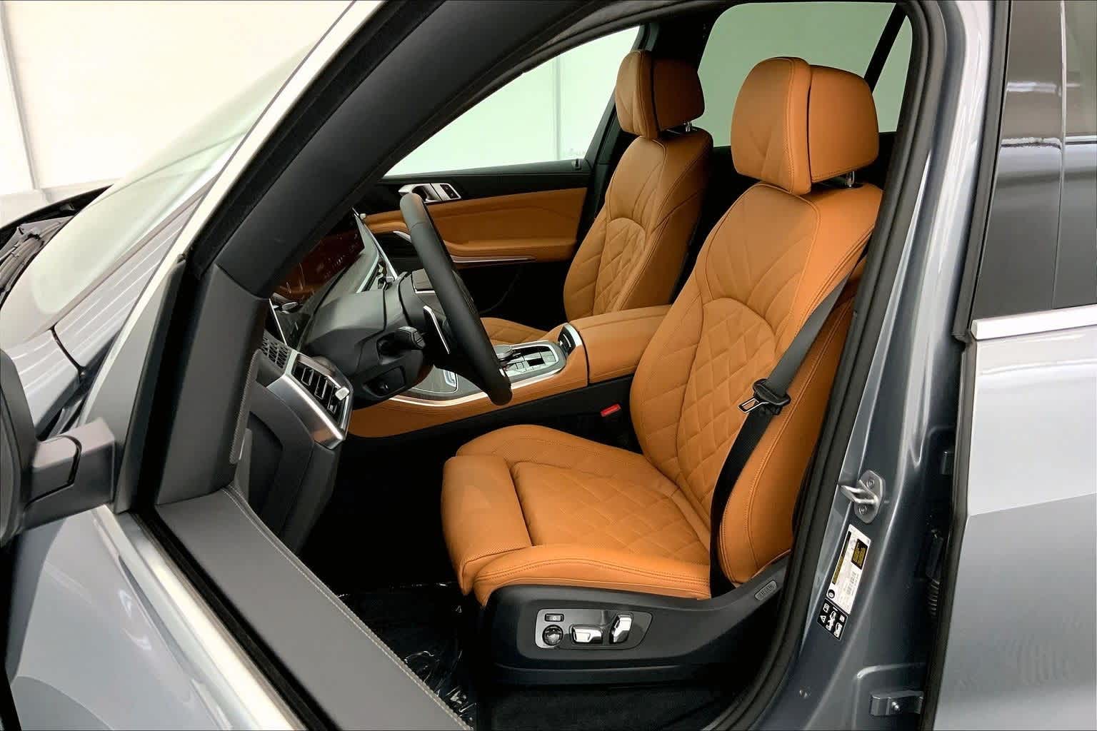 Thumbnail: 2026 BMW X5 - 11