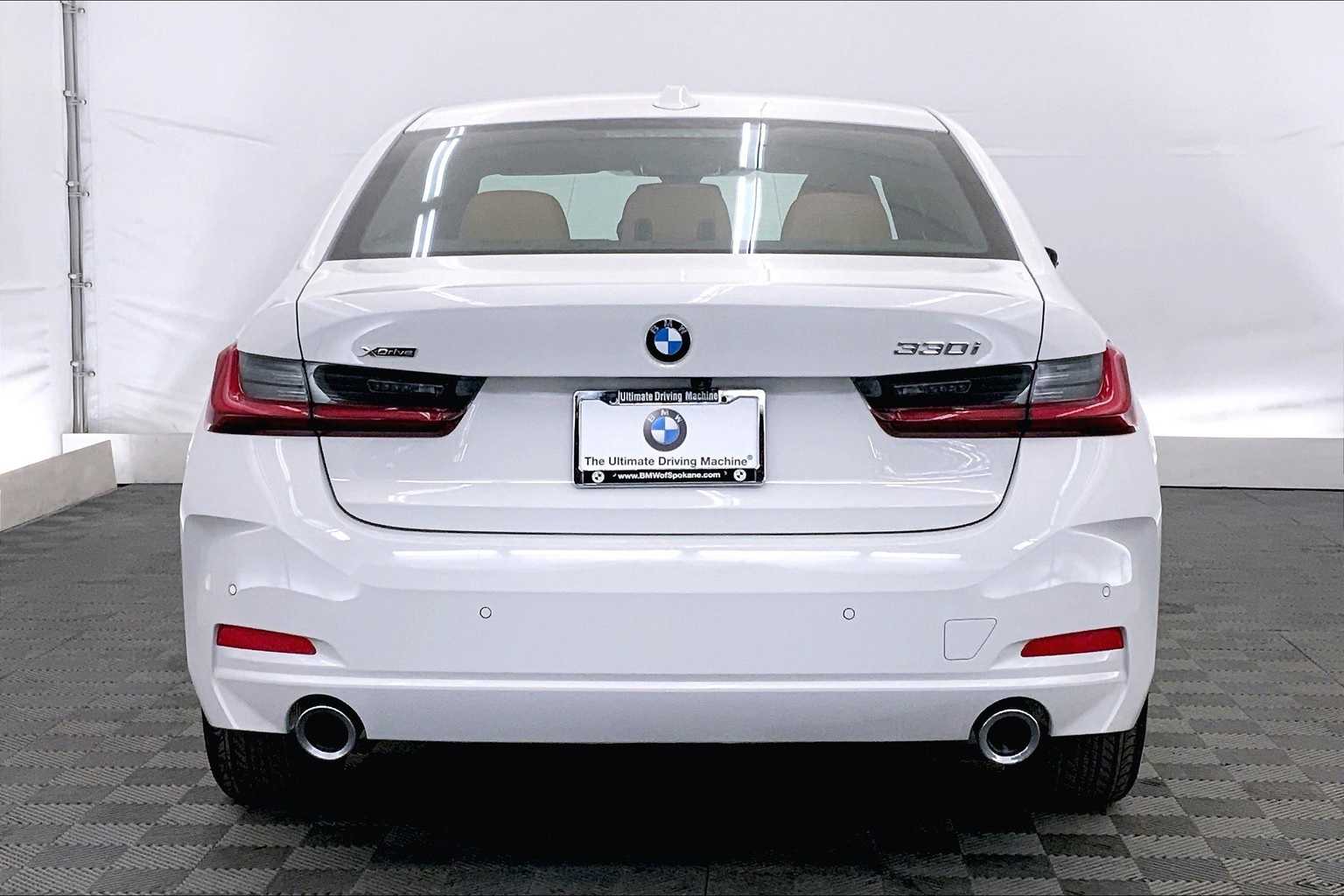Thumbnail: 2025 BMW 3 Series - 5