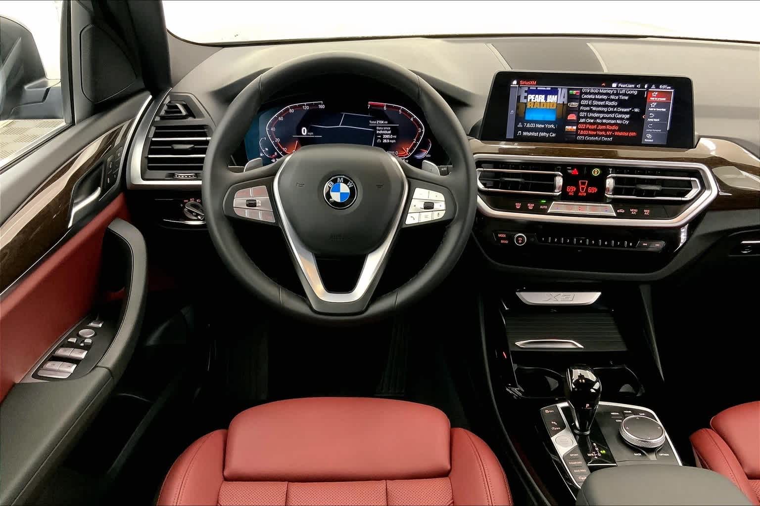 Thumbnail: 2024 BMW X3 - 14