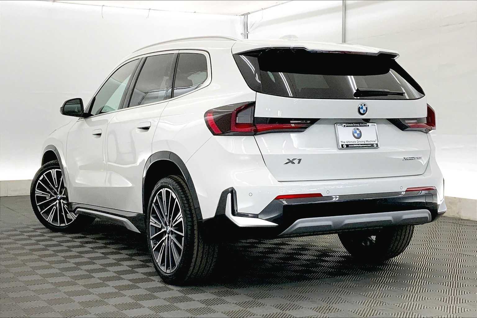 Thumbnail: 2025 BMW X1 - 4
