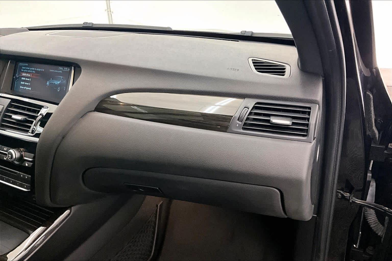 Thumbnail: 2017 BMW X3 - 23