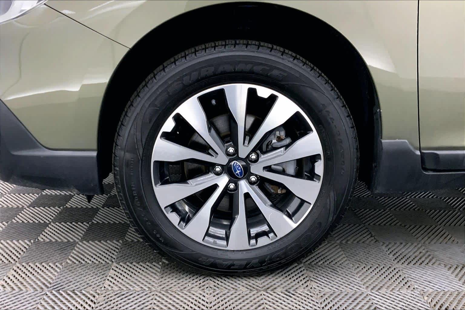 Thumbnail: 2016 Subaru Outback - 8