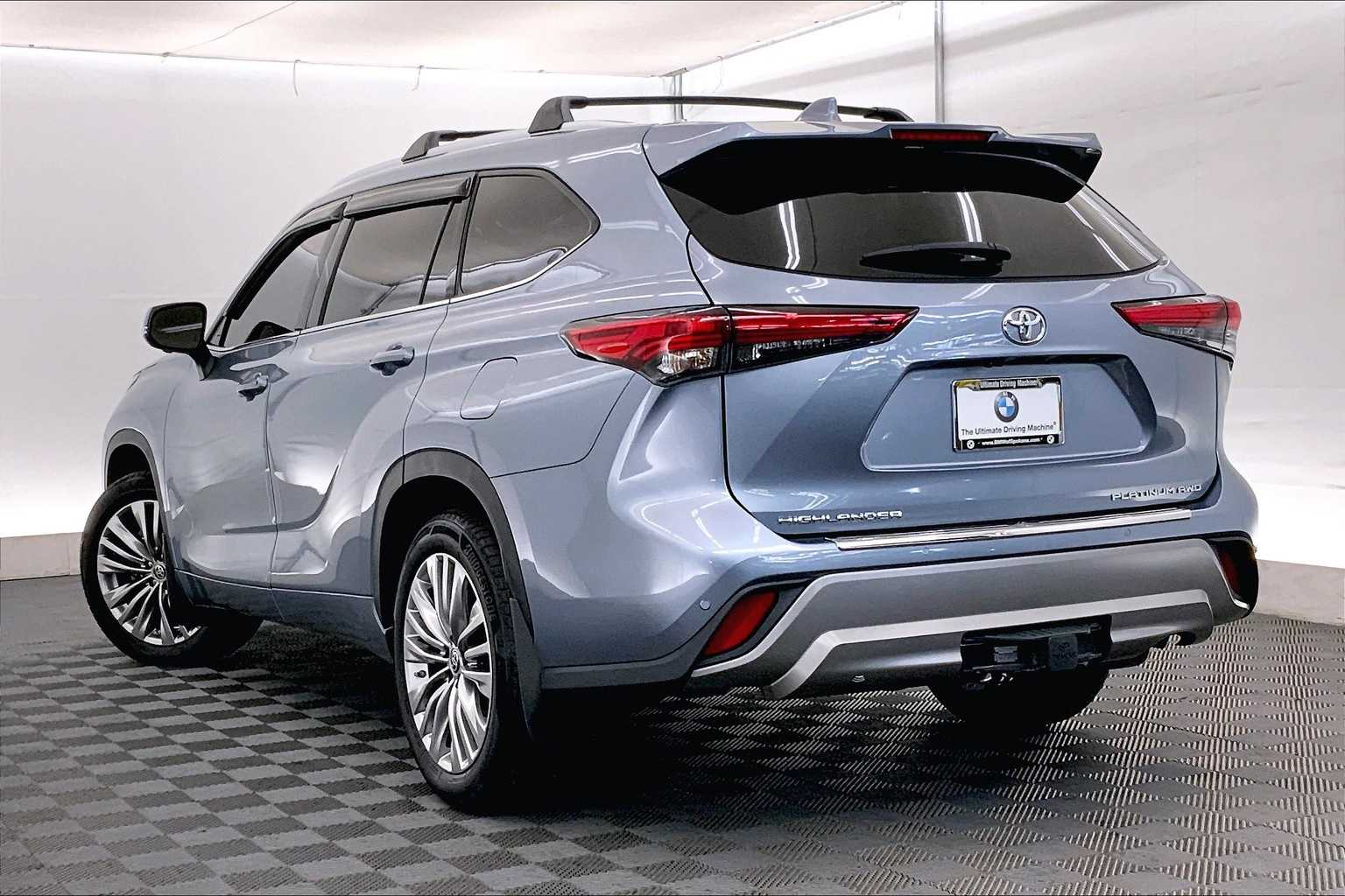 2023 Toyota Highlander Platinum photo 4