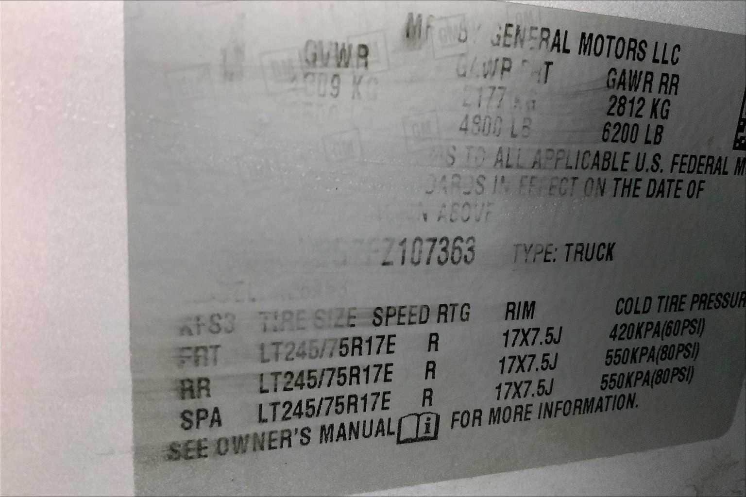 Thumbnail: 2015 Chevrolet Silverado 2500 - 20