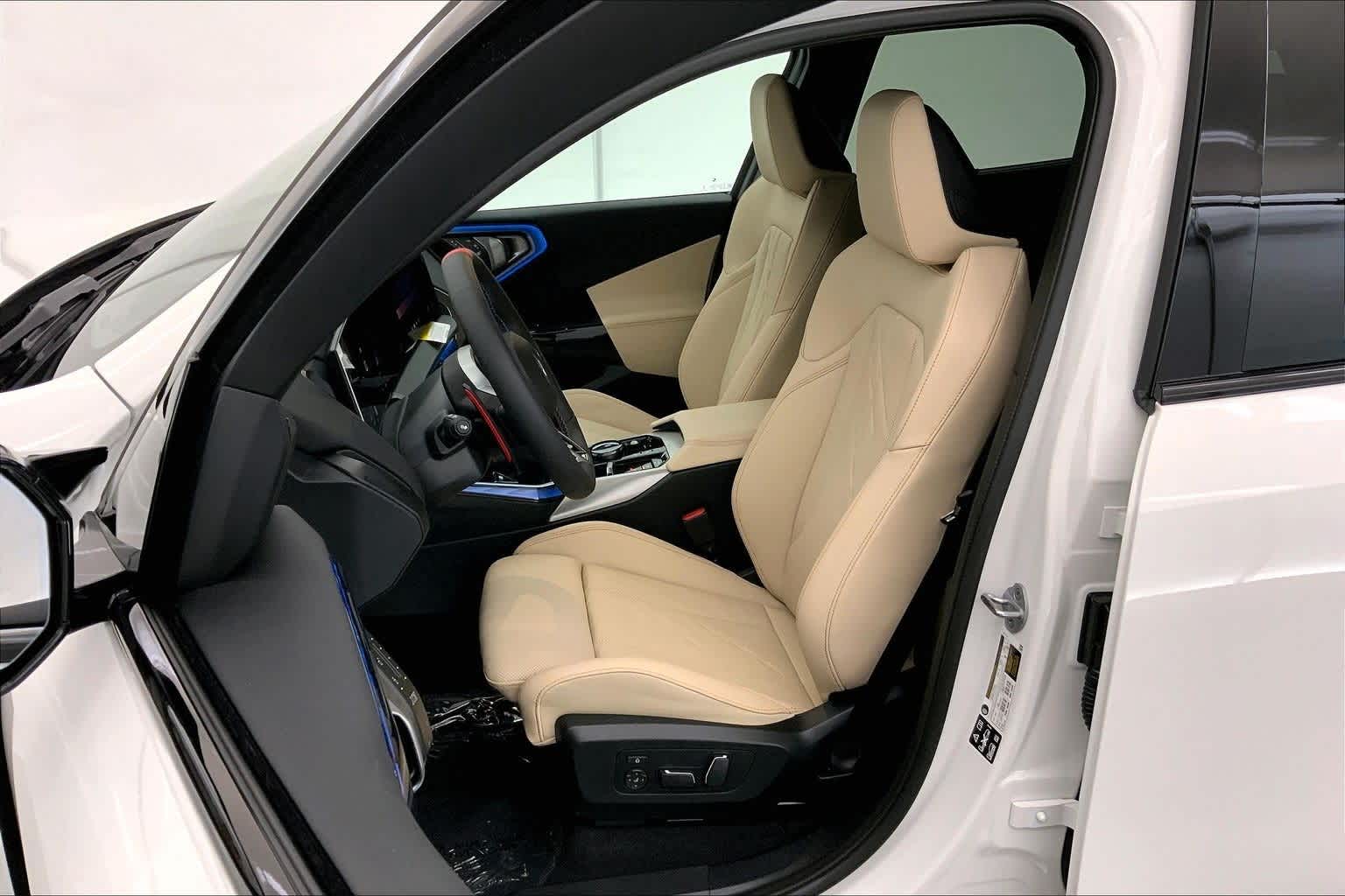 Thumbnail: 2026 BMW X3 - 11