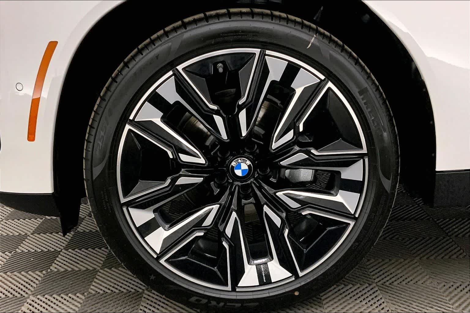 Thumbnail: 2026 BMW X3 - 8