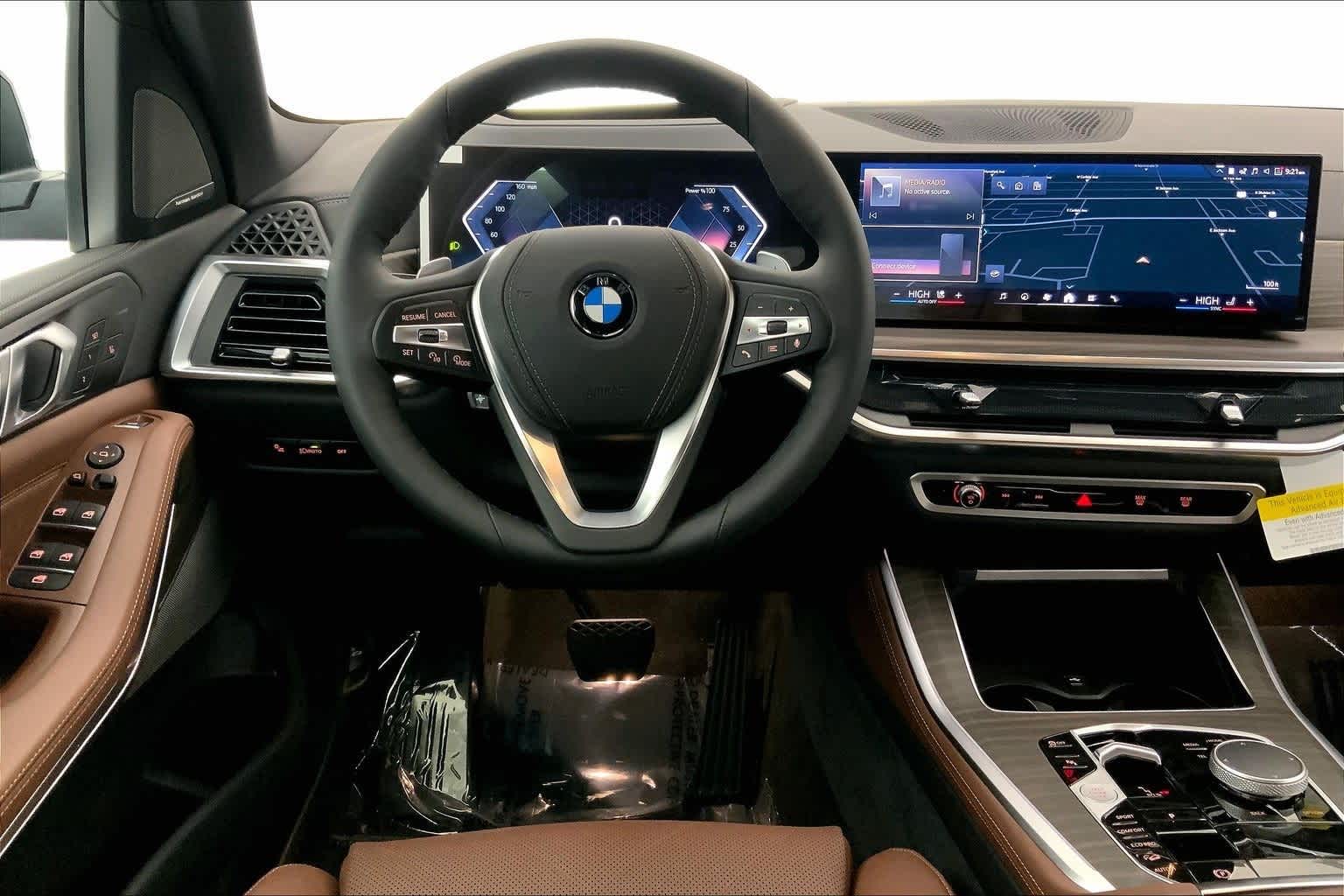 Thumbnail: 2026 BMW X5 - 15