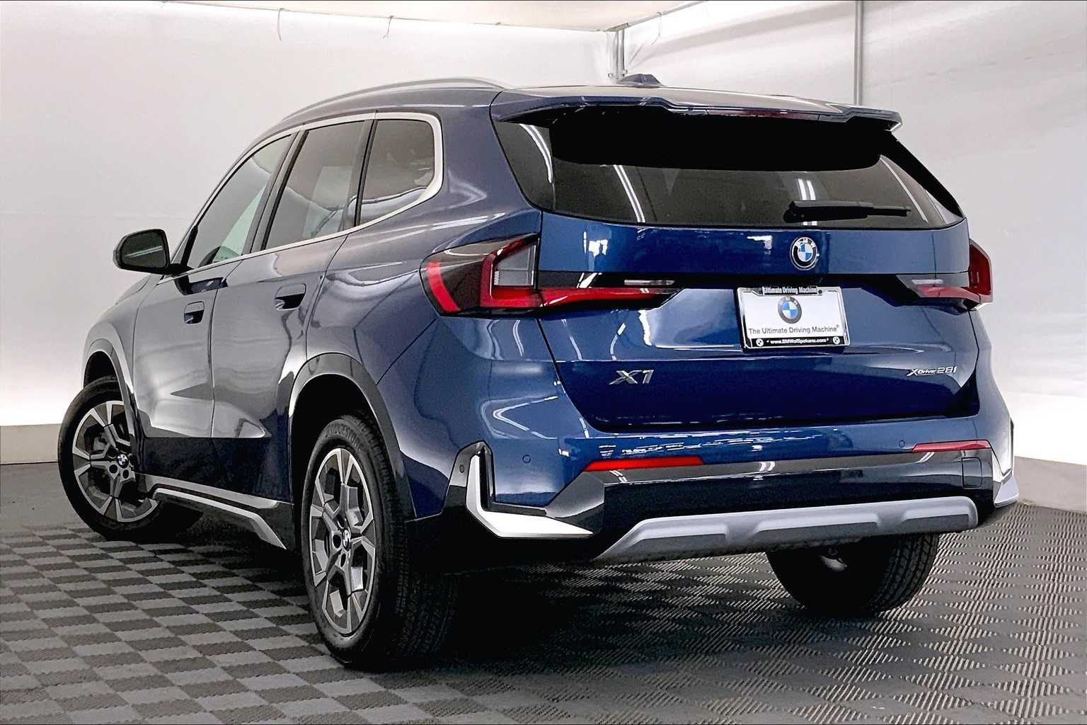 Thumbnail: 2025 BMW X1 - 4
