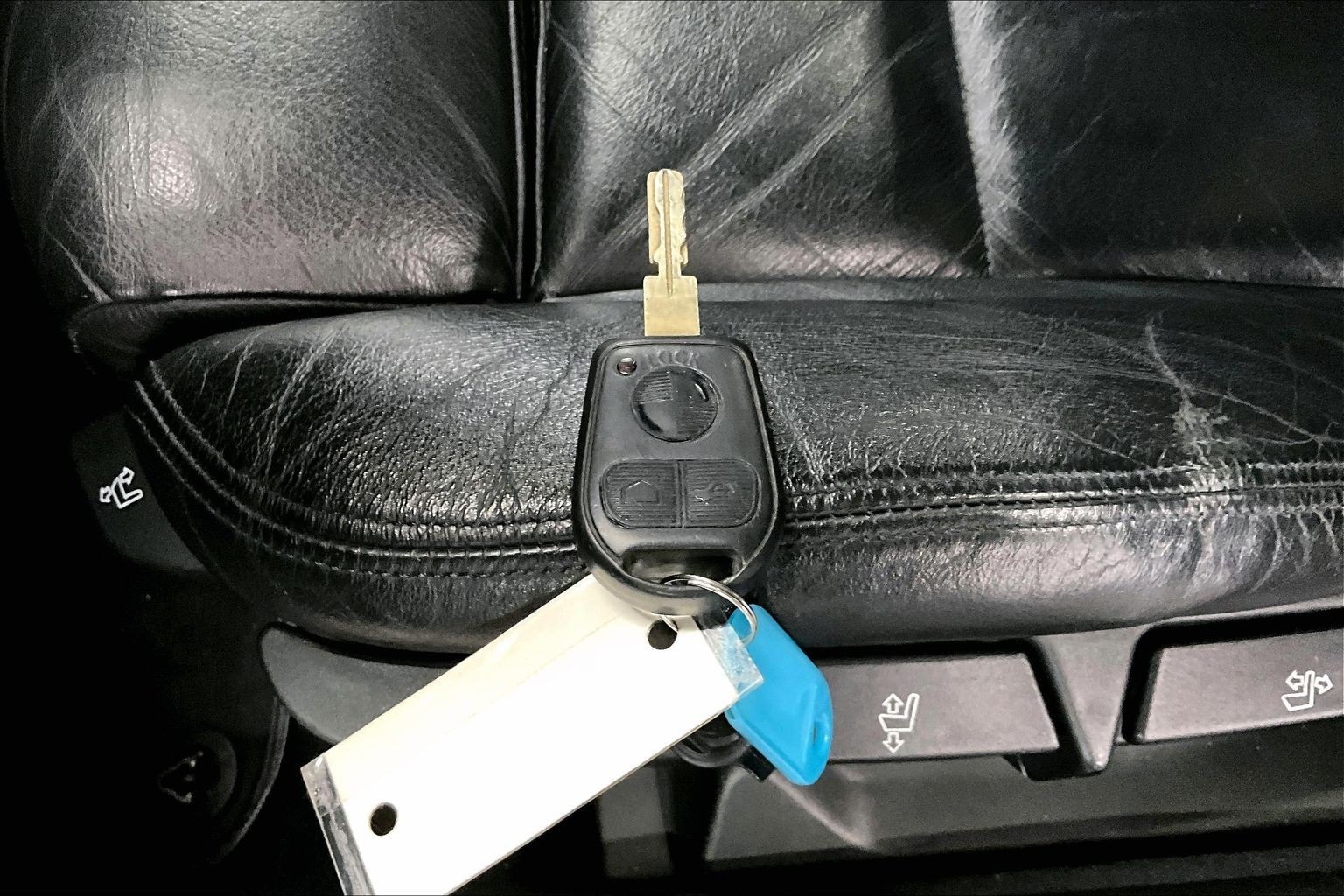 Thumbnail: 1998 BMW 3 Series - 19