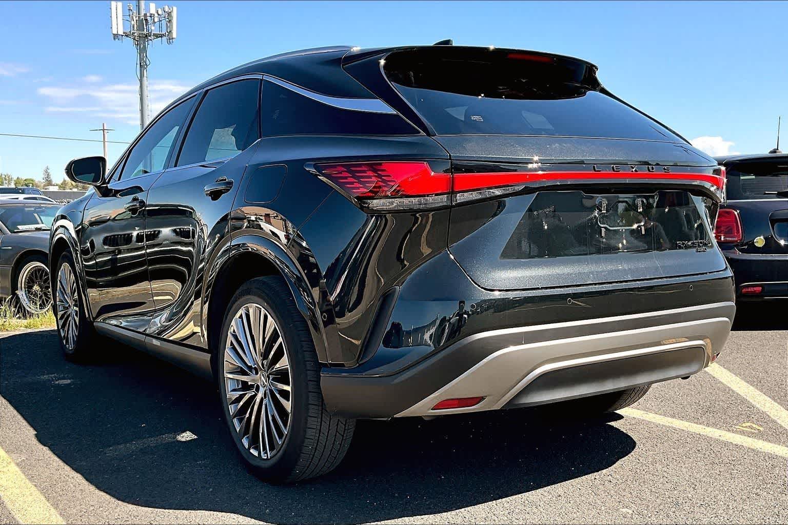 Thumbnail: 2025 Lexus RX - 4