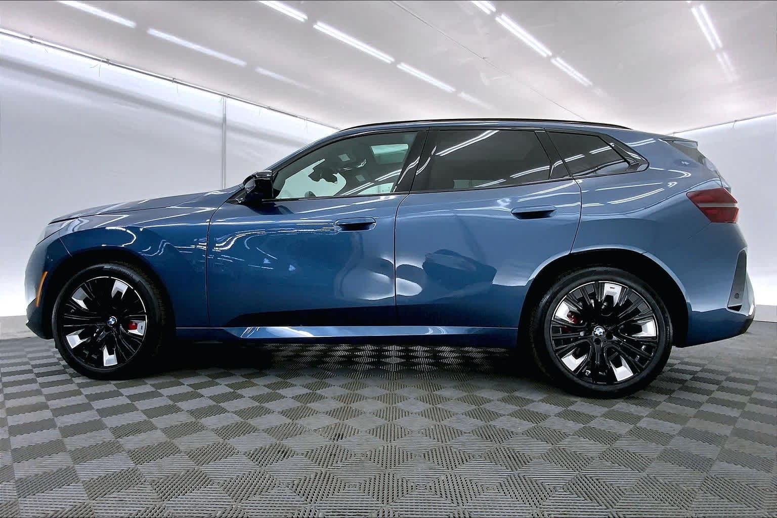 Thumbnail: 2025 BMW X3 - 3