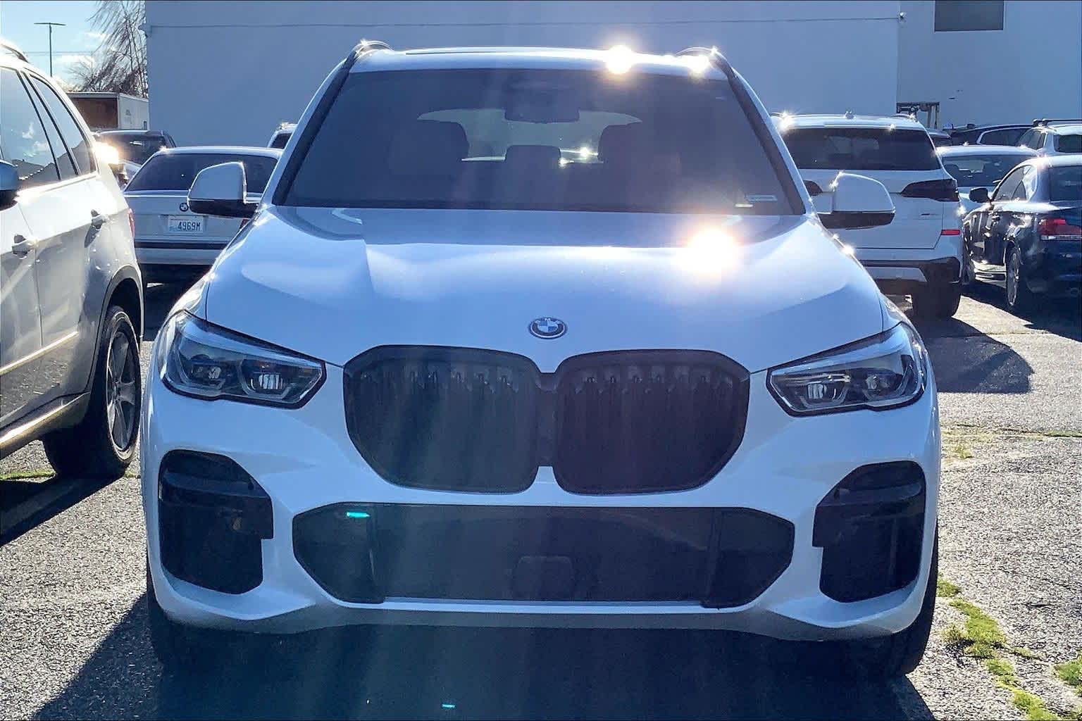 Thumbnail: 2022 BMW X5 - 6