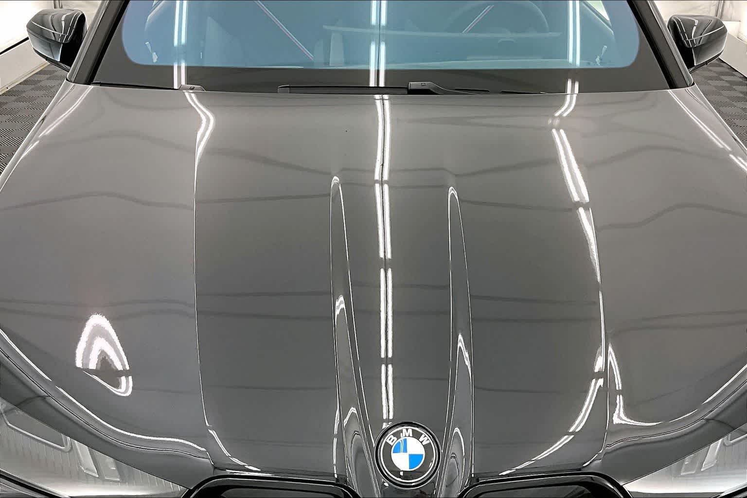 Thumbnail: 2026 BMW iX - 9