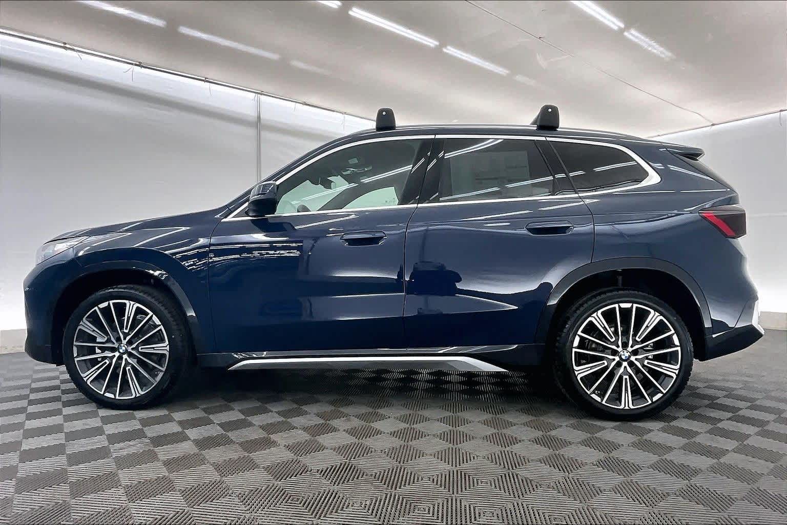 Thumbnail: 2026 BMW X1 - 3