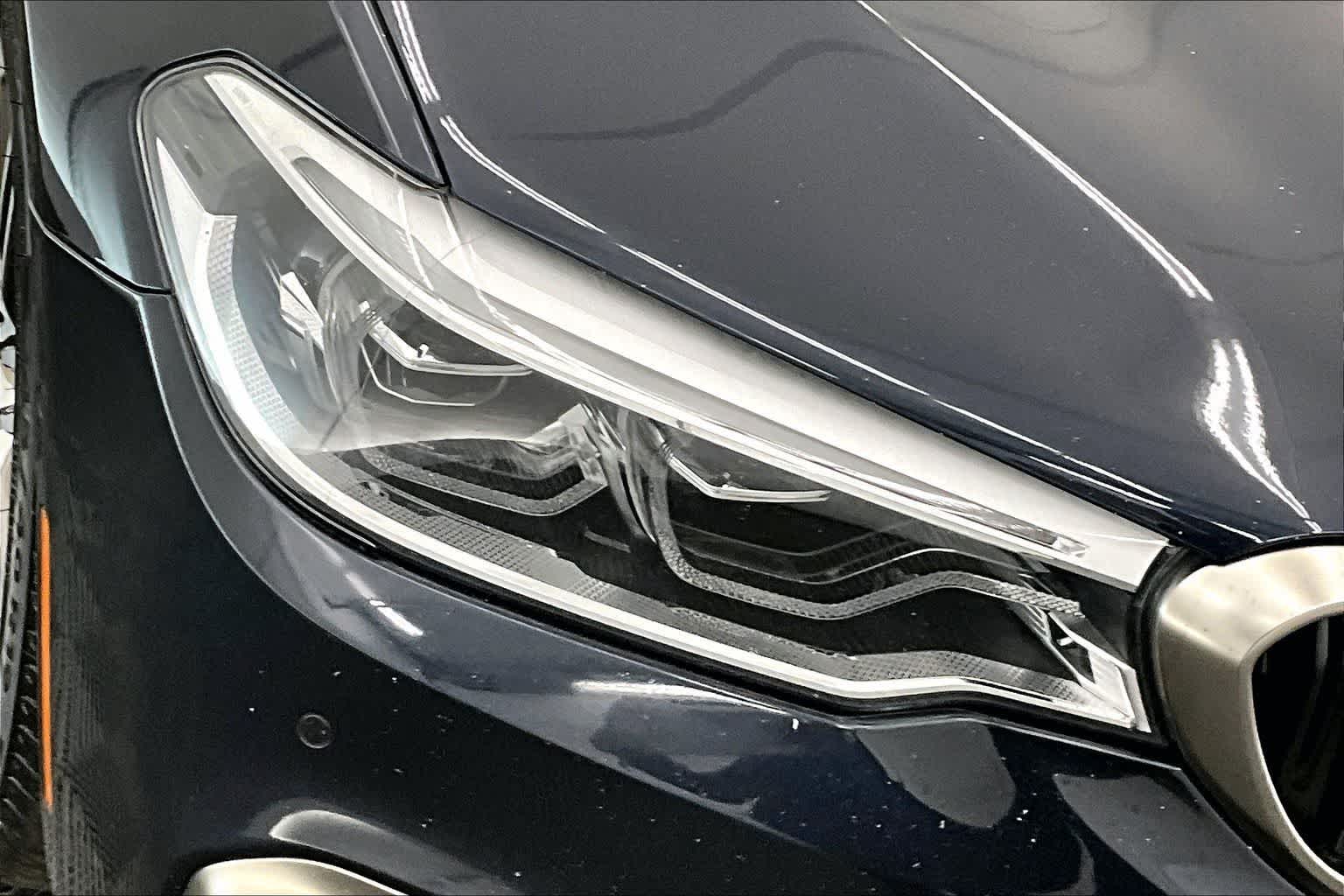 Thumbnail: 2018 BMW 5 Series - 32