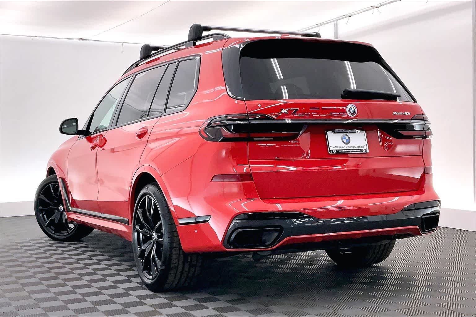 Thumbnail: 2026 BMW X7 - 4