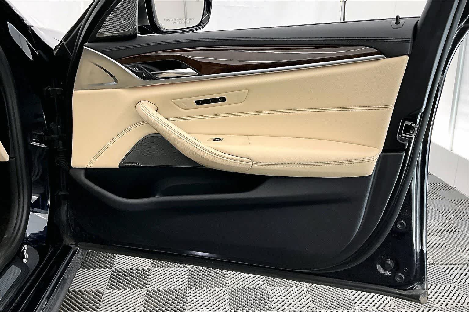 Thumbnail: 2018 BMW 5 Series - 29