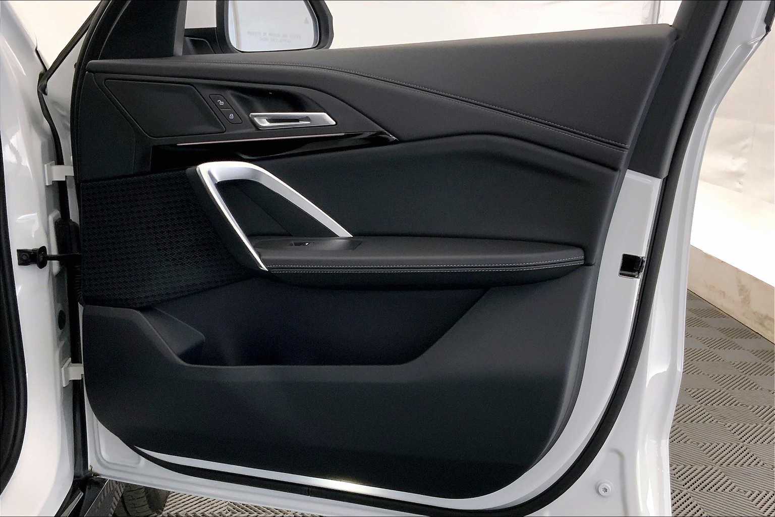 Thumbnail: 2025 BMW X1 - 28