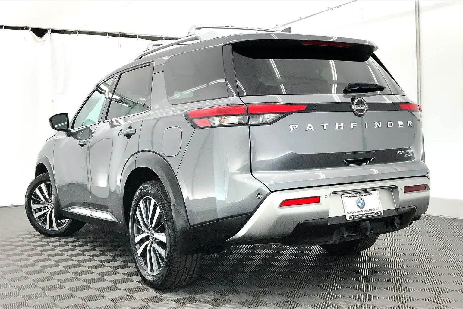 Thumbnail: 2022 Nissan Pathfinder - 4