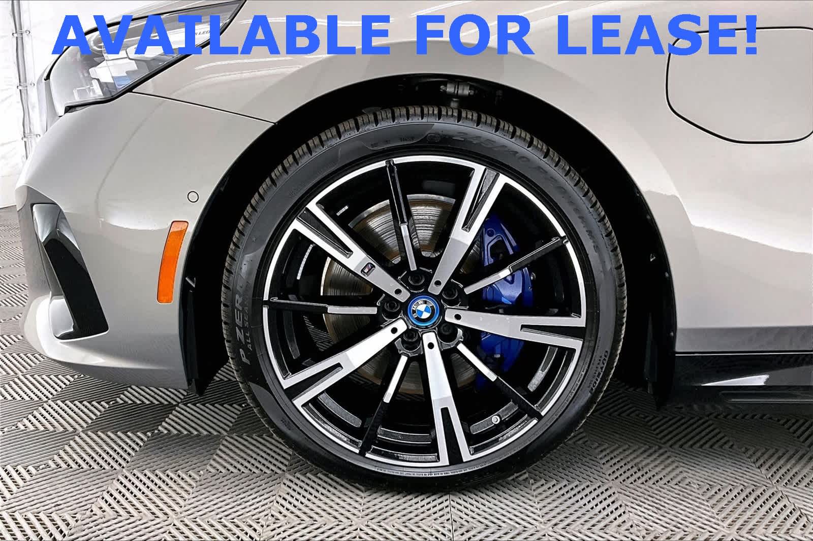 Thumbnail: 2025 BMW 5 Series - 8