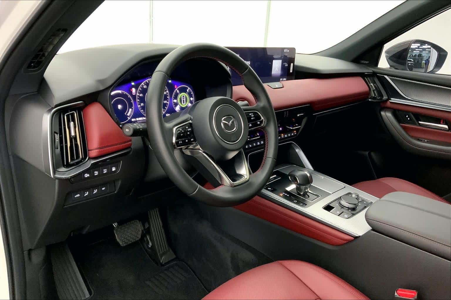 Thumbnail: 2025 Mazda CX-70 - 2