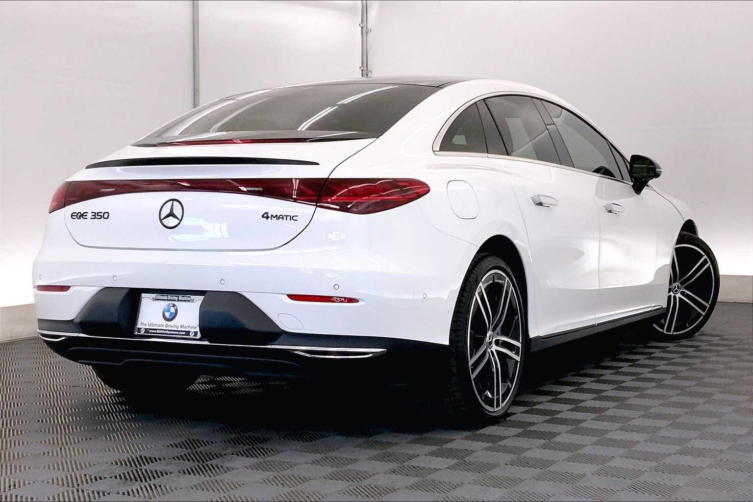 Thumbnail: 2024 Mercedes-Benz EQE - 22