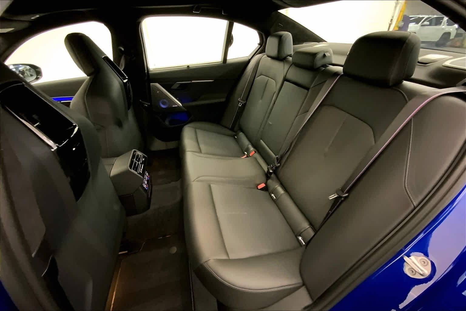 Thumbnail: 2025 BMW M5 - 29