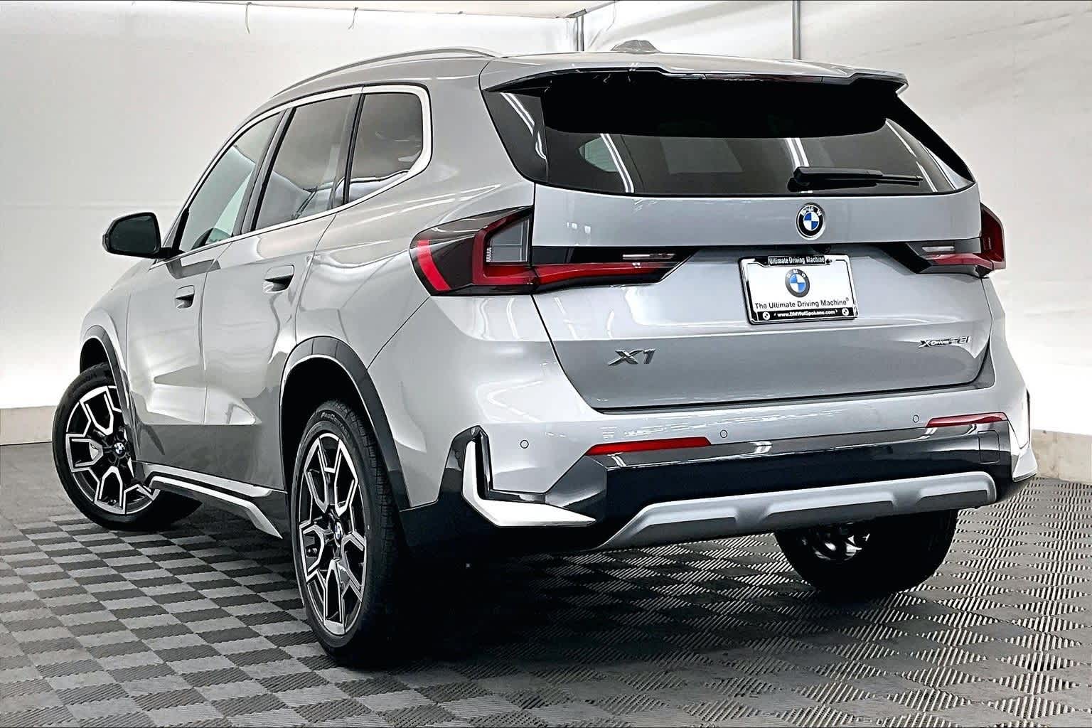 Thumbnail: 2026 BMW X1 - 4