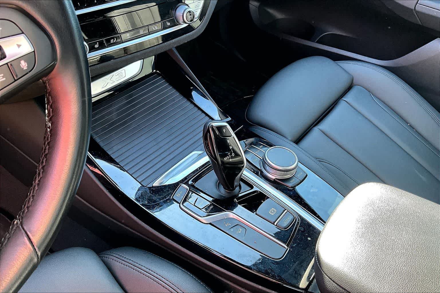 Thumbnail: 2021 BMW X3 - 17