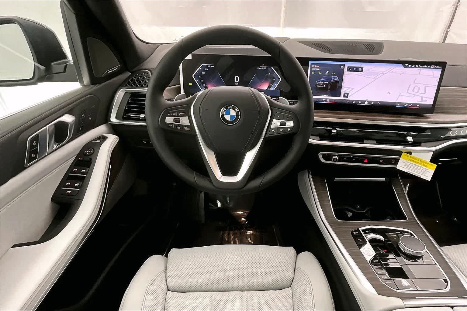 Thumbnail: 2026 BMW X5 - 15